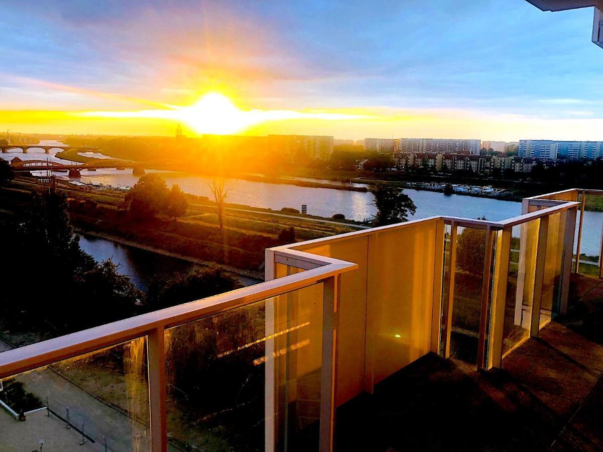 Apartament Z Tarasem I Widokiem Na Odre Βρότσλαβ Εξωτερικό φωτογραφία